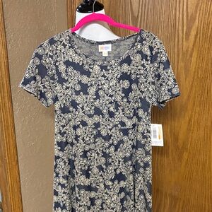 LuLaRoe Navy and Cream Floral Maxi Dress. This is a Carly dress